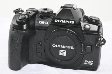 Olympus OM-D E-M1 Mark III + 12-40mm F2.8 -Gebrauchtartikel-